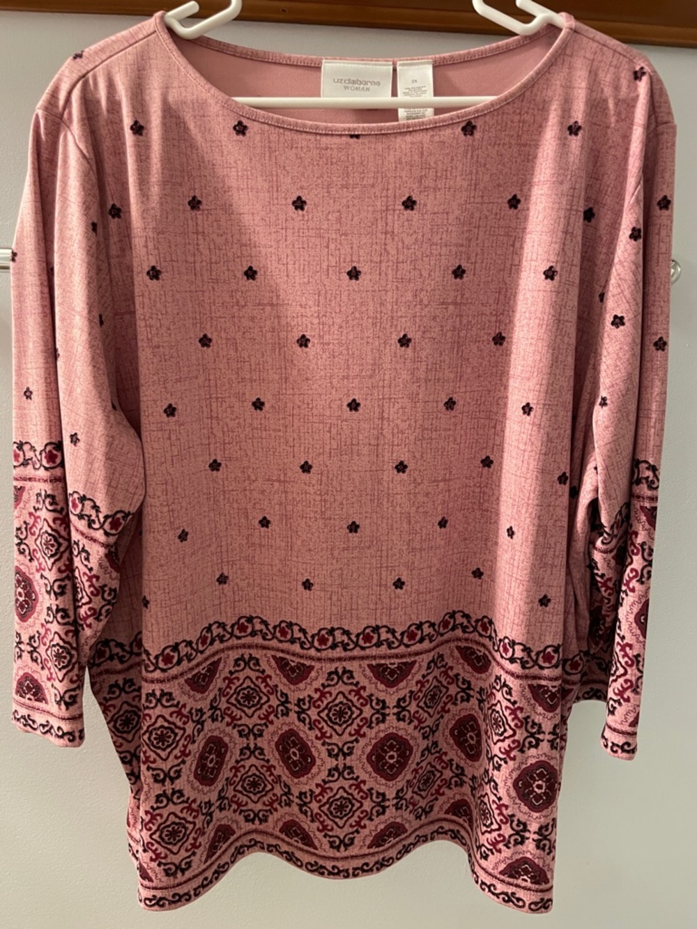 CLEARANCE Liz Claiborne Pink Patterned Long Sleeve Top